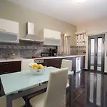 Katia Kefalonia * ארגוסטולי