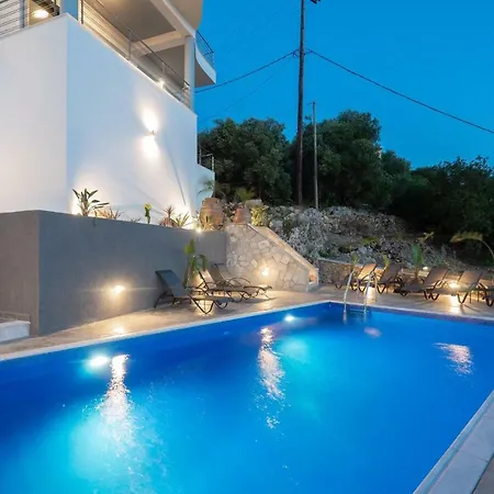 Katia Kefalonia ארגוסטולי